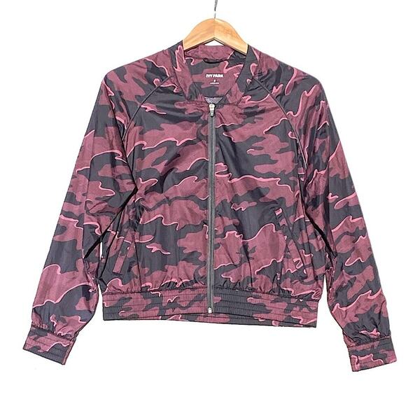 IVY PARK Women’s Black and Burgundy Camo Print Zip front Windbreaker size Small - Picture 2 of 6